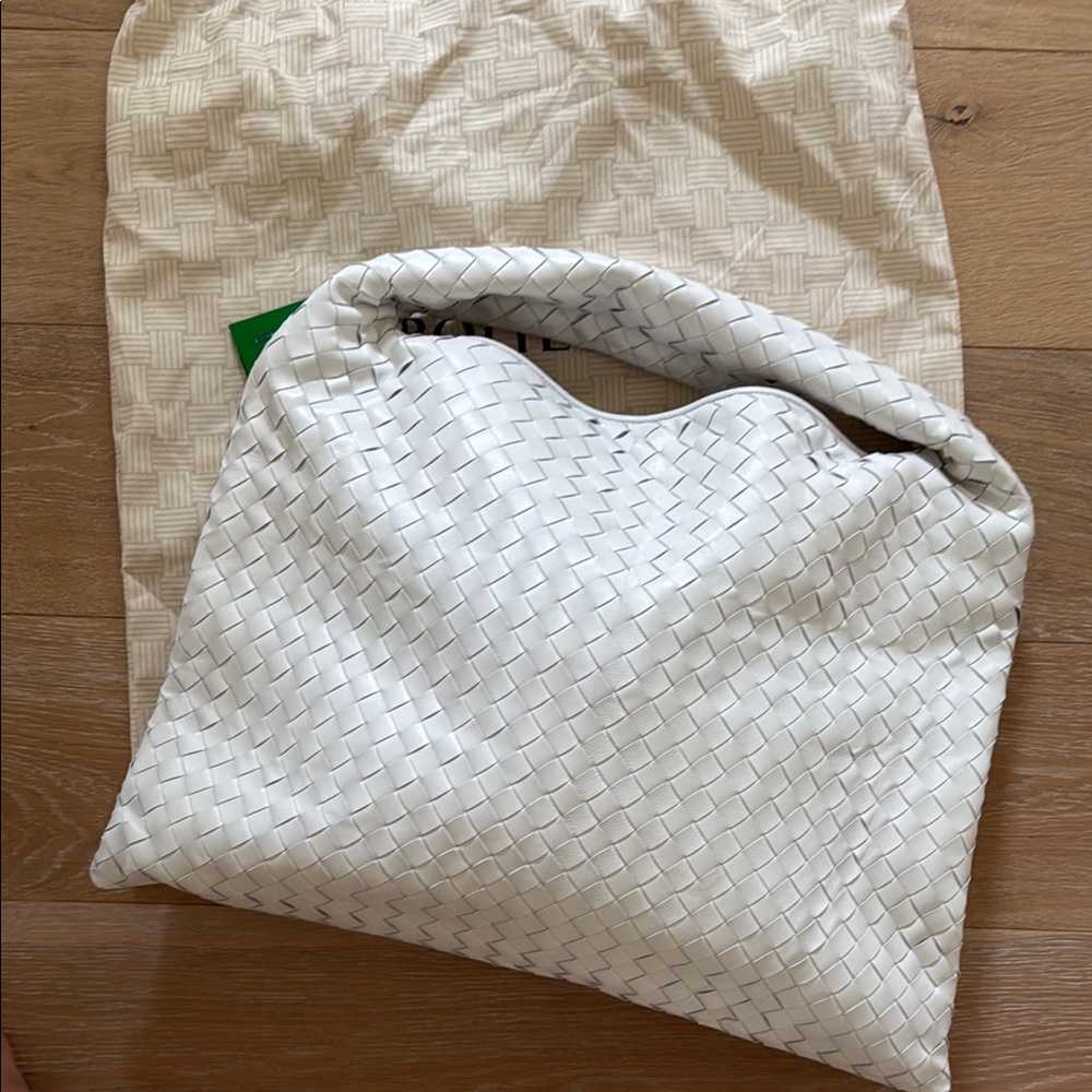 White woven tote bag. Woven tote bag